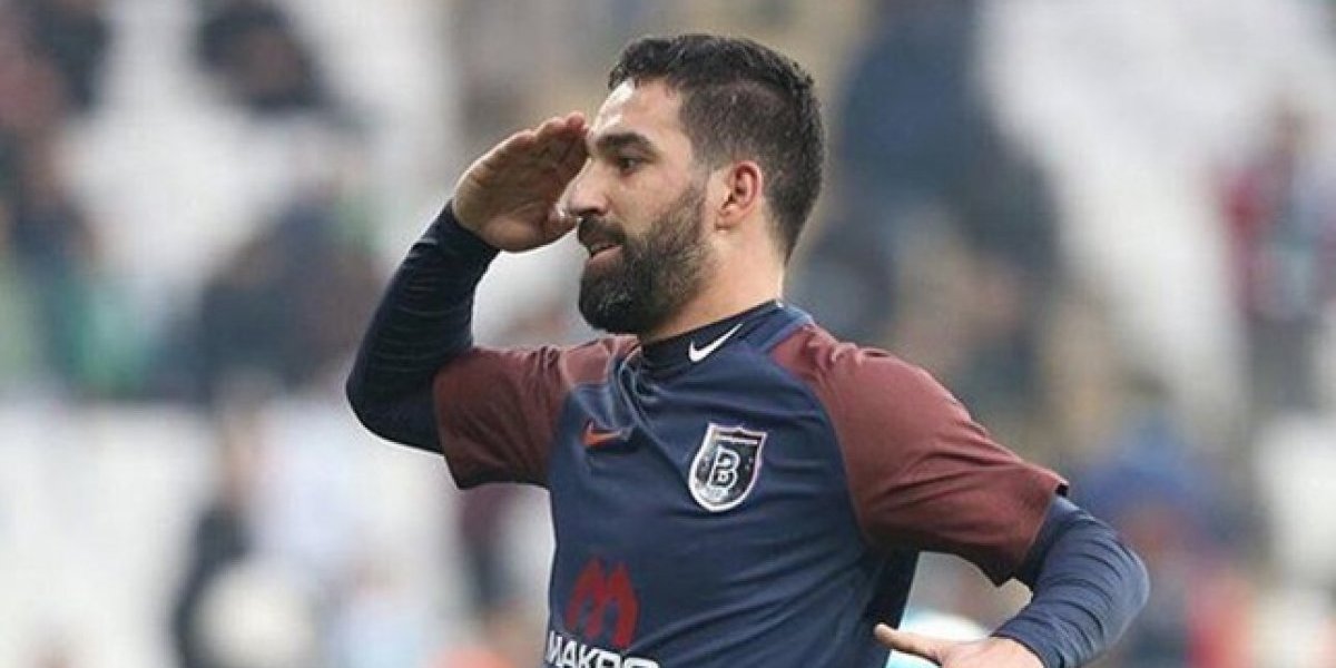 Arda Turán es suspendido 16 partidos por agredir a juez de línea