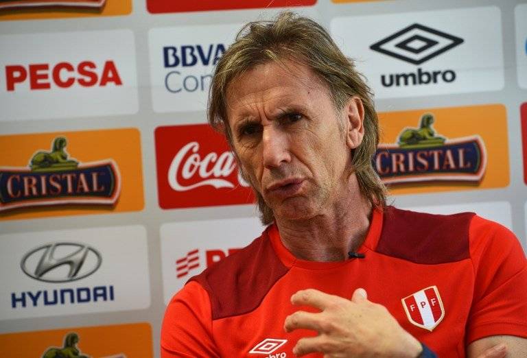 El argentino Ricardo Gareca, técnico de Perú