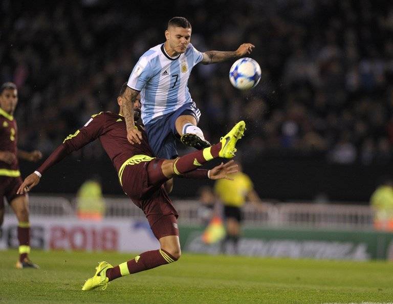 Mauro Icardi durante un partido con la Albiceleste