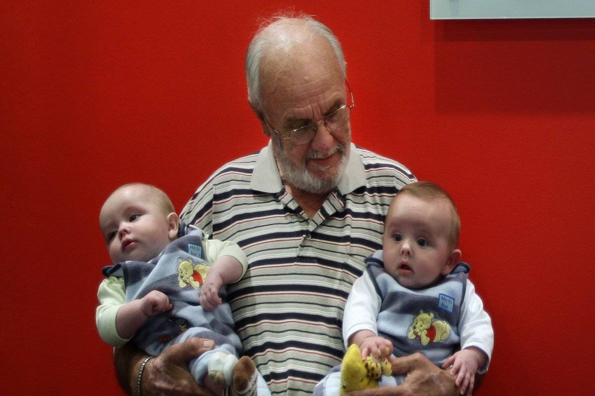 James Harrison y bebes