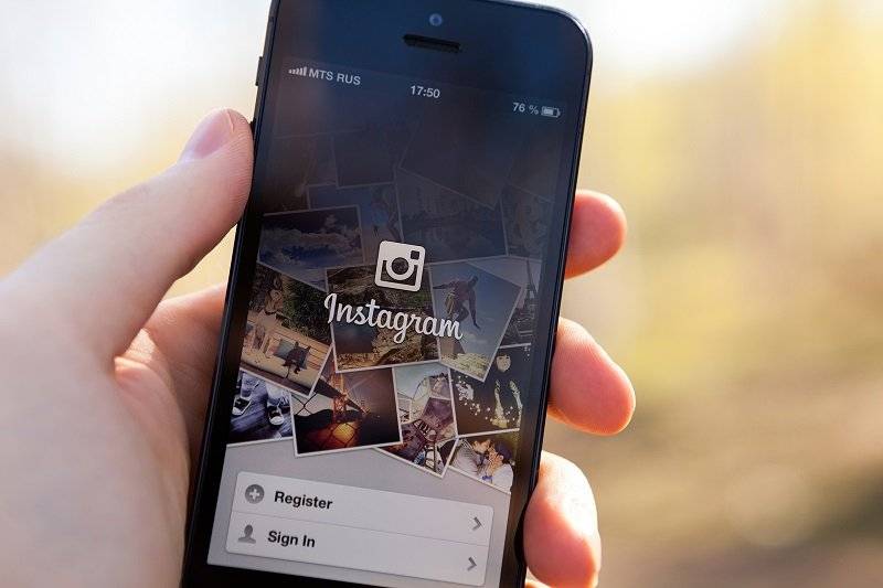 Siempre pregunta antes de comprar: es importante contactarse con el vendedor de los productos de la tienda en Instagram y que este te dé todas las garantías. También, los reviews que dejan los clientes en la cuenta de esta red social de los productos que