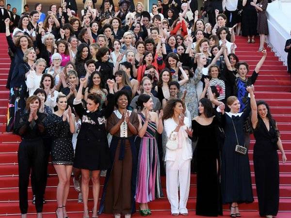 Salma Hayek MeToo Cannes