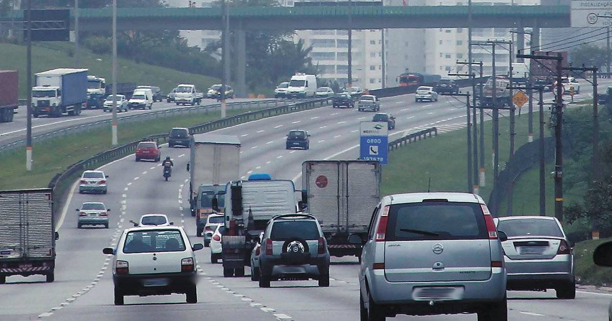 Comboio é implantado quando há neblina | anderson gore/abcdigipress