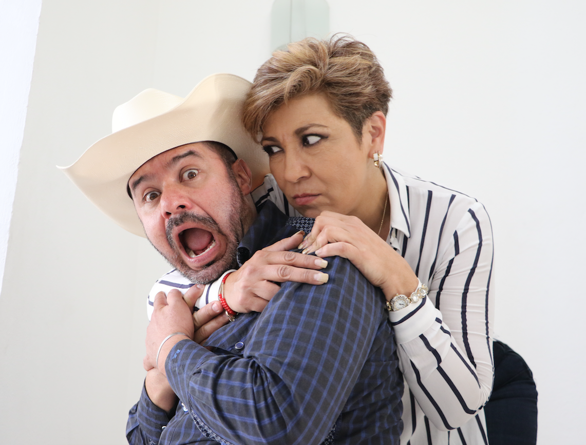 El Norteño y Cessy Casanova.