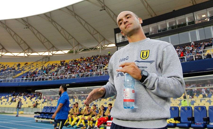 Francisco Bozán es dueño de la mejor racha histórica de la Universidad de Concepción con los 9 triunfos en línea con los que llegan al duelo ante la UC / Foto: Photosport