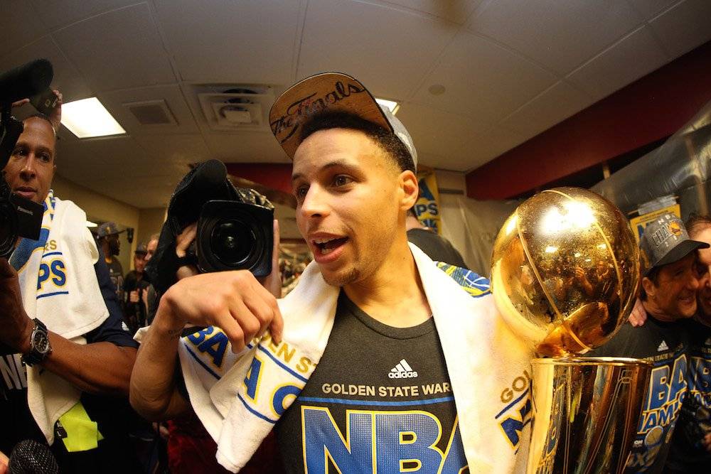Stephen Curry / Getty Images