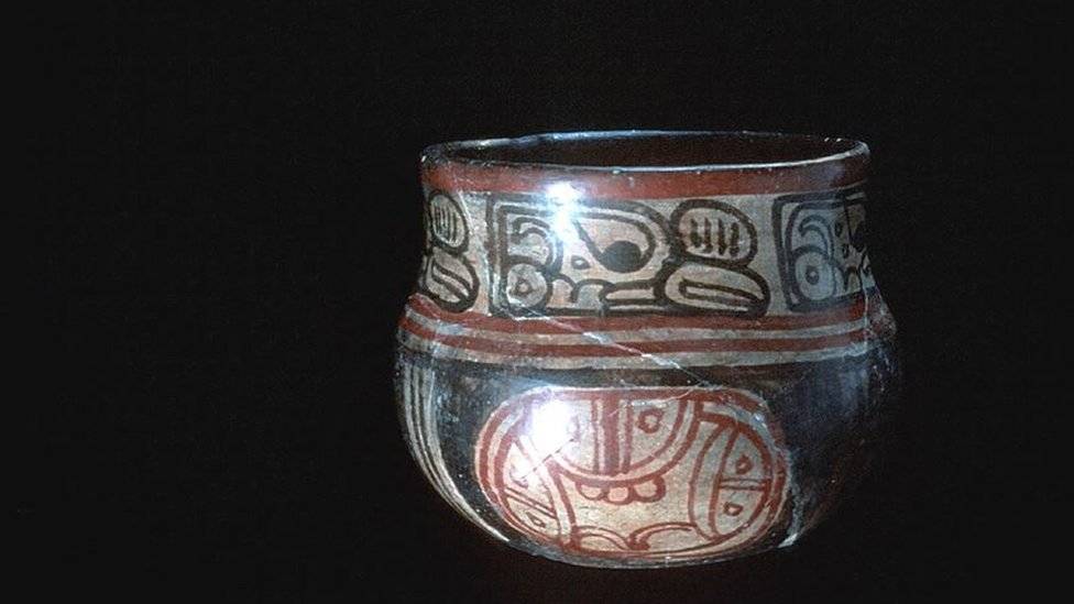 101080768cuenco-c2094eb40ff4b61644bf8527b7f5057a.jpg