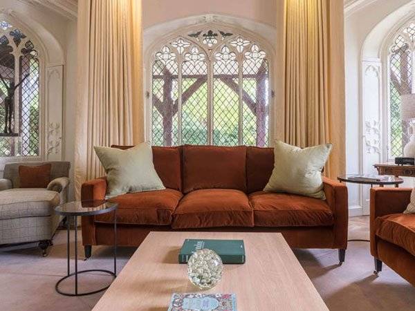 Meghan Markle Madre Hotel