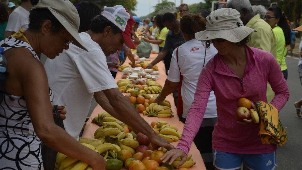 101534136frutas-a795c4be5d186702bdb07f0bf0a85c91.jpg