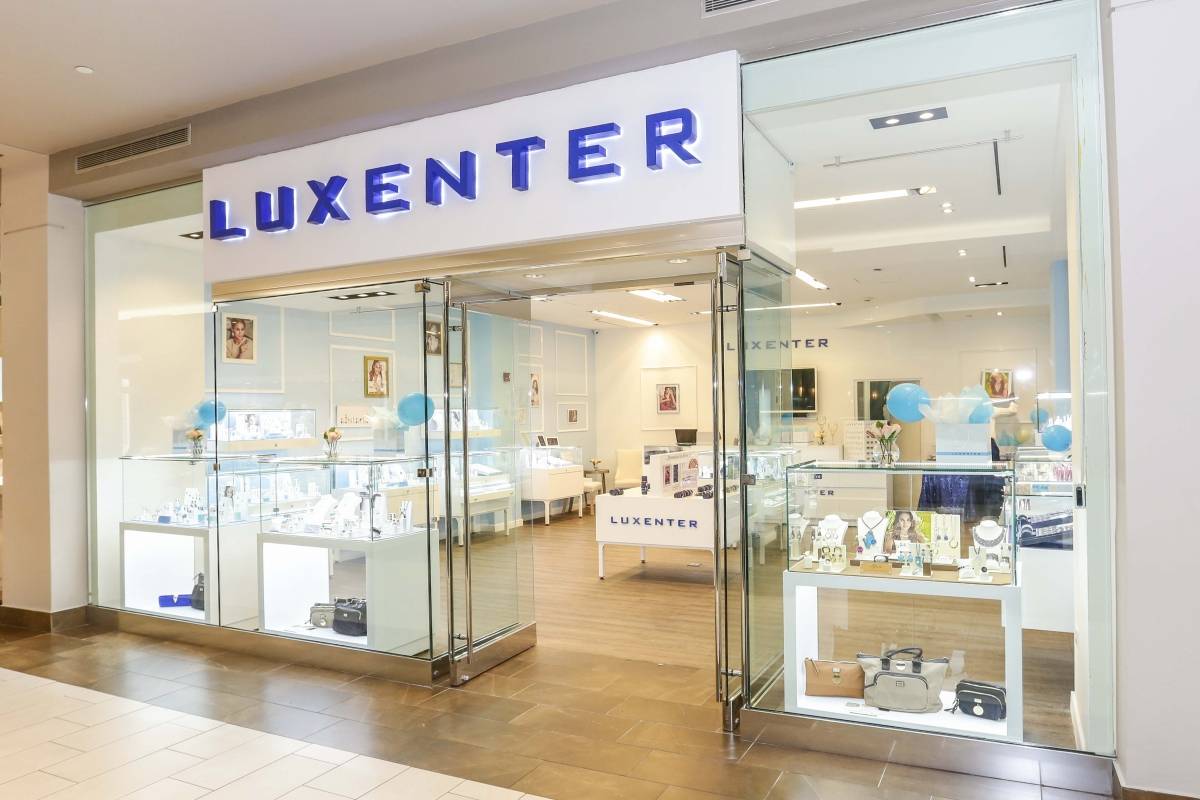 La joyería española Luxenter inaugura su primera tienda en Puerto Rico