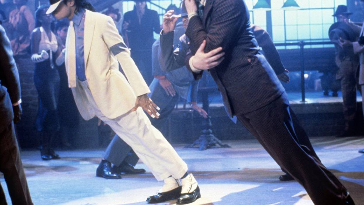 Científicos descifran secreto físico de Michael Jackson para inclinarse 45° Científicos descifran secreto físico de Michael Jackson para inclinarse 45°
