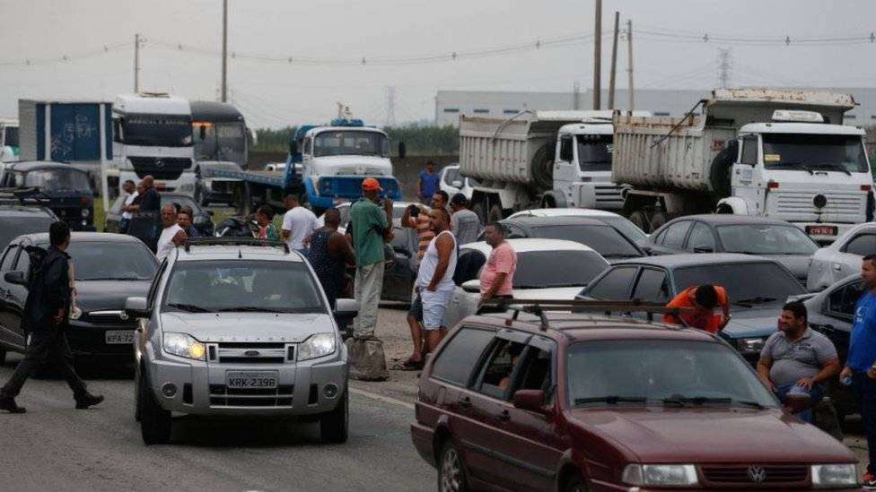 101723103rodoviarjfernandofrazaoagbr-0787b6253f211c7676b935b06eacf2d9.jpg