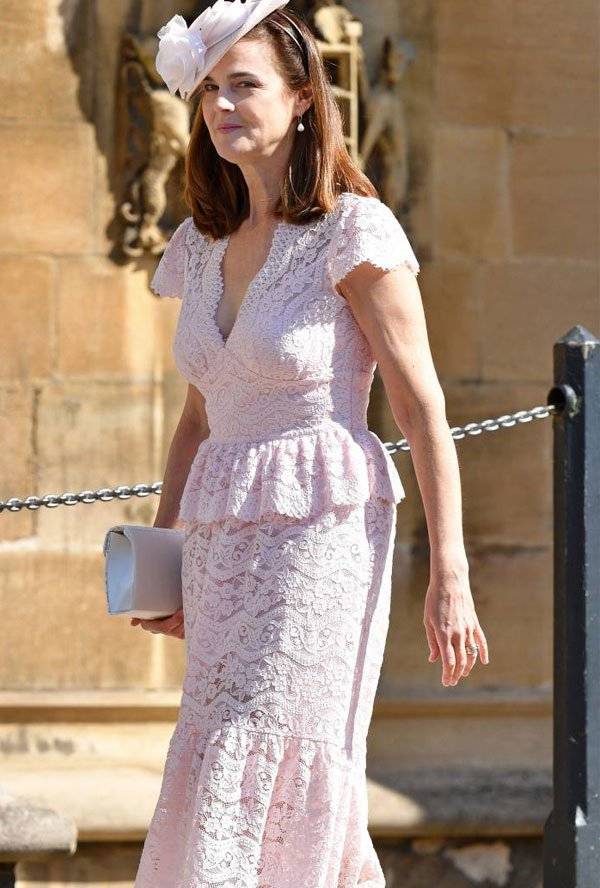 Isabel II Meghan Markle Samantha Cohen