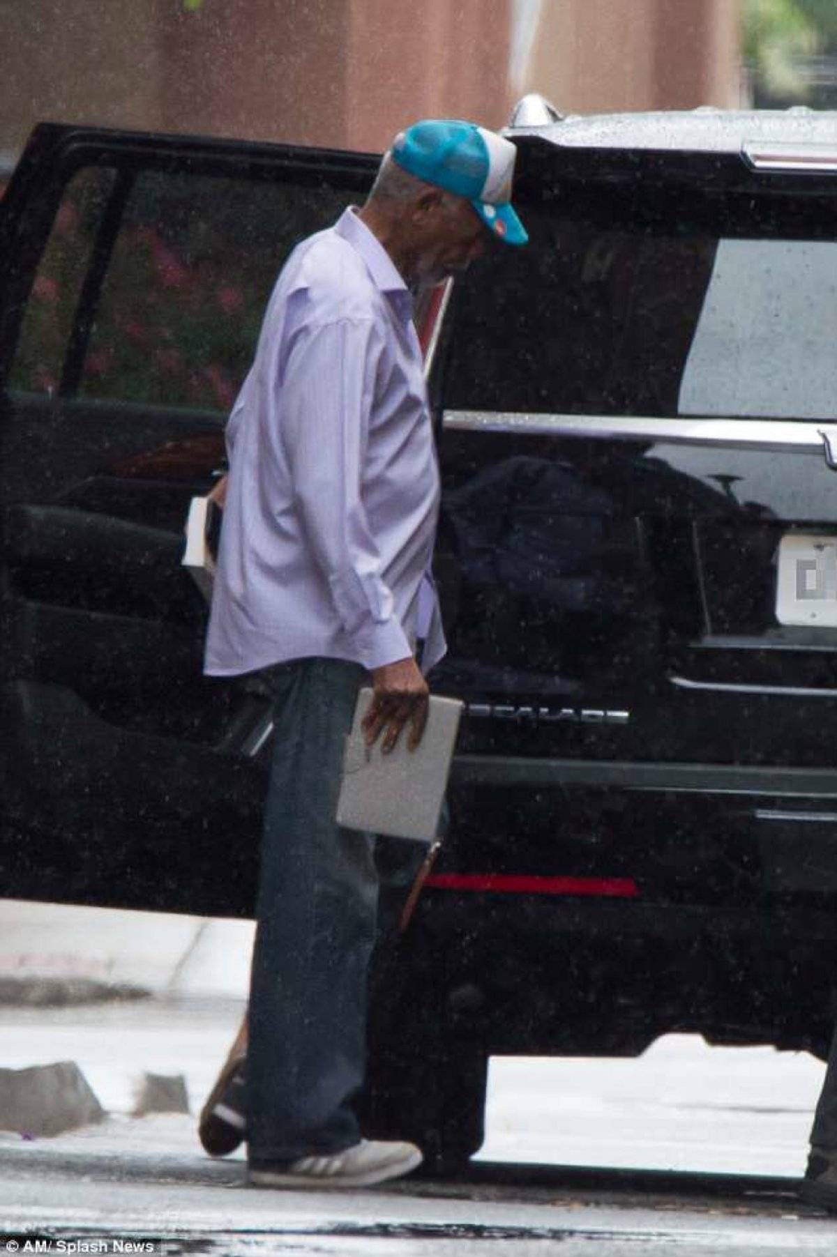 Morgan Freeman oculta prensa