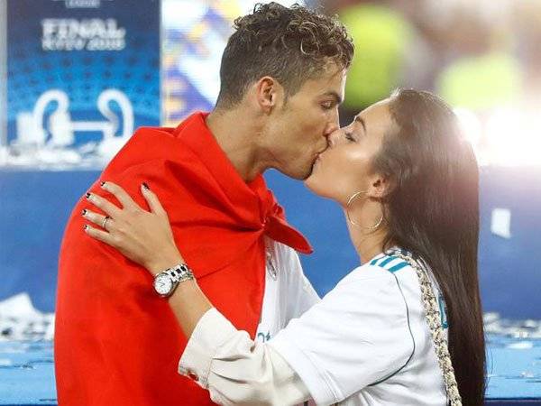 Cristiano Ronaldo Georgina Rodríguez Real Madrid