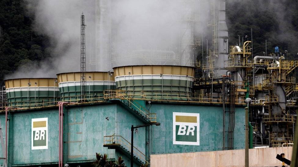 101788132petrobras-f7047c942ac009837de3cc8856b9c49f.jpg