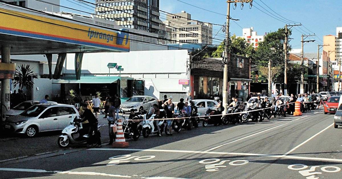 Espera em posto de São Caetano