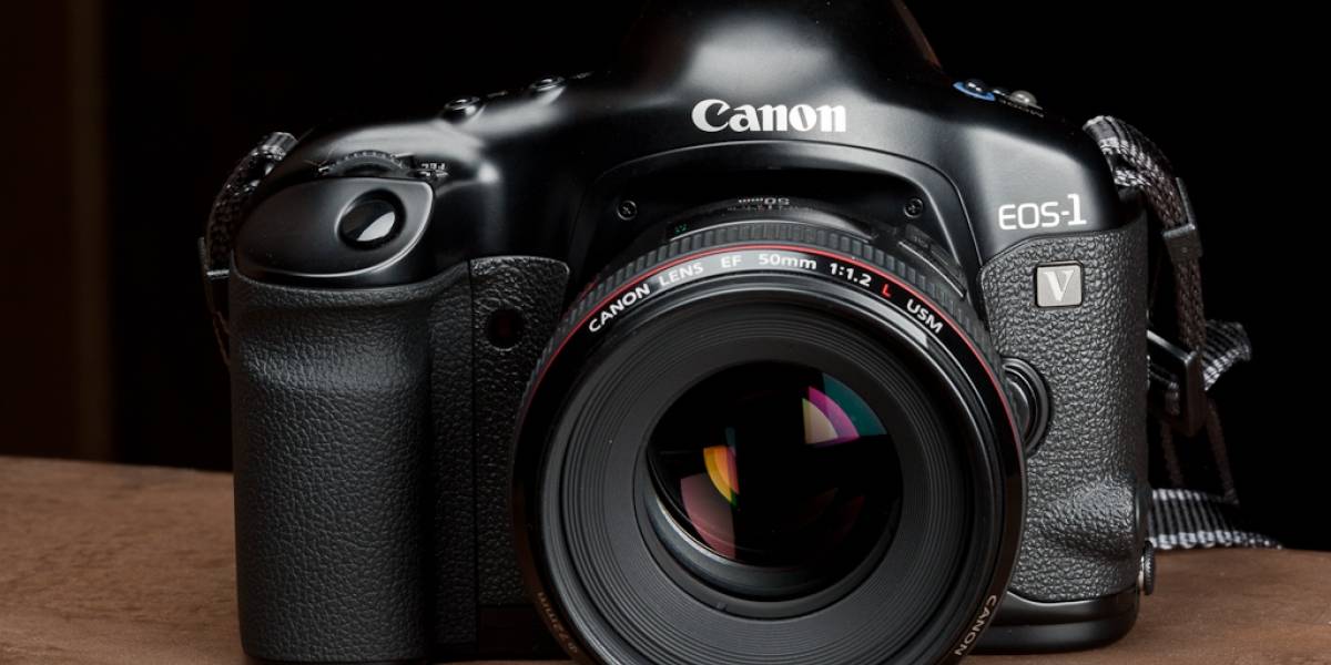 Canon acaba de detener la venta de su última cámara análoga