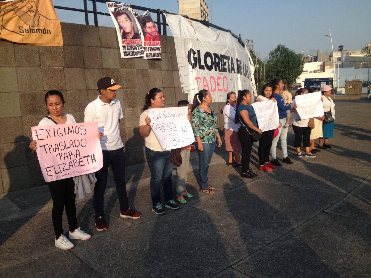 Exigen familiares que víctima de atentado sea enviada a Estados Unidos