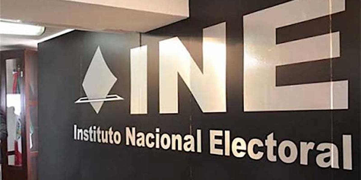 El INE podría prestarle su aplicación a AMLO para facilitar la realización de consultas ciudadanas
