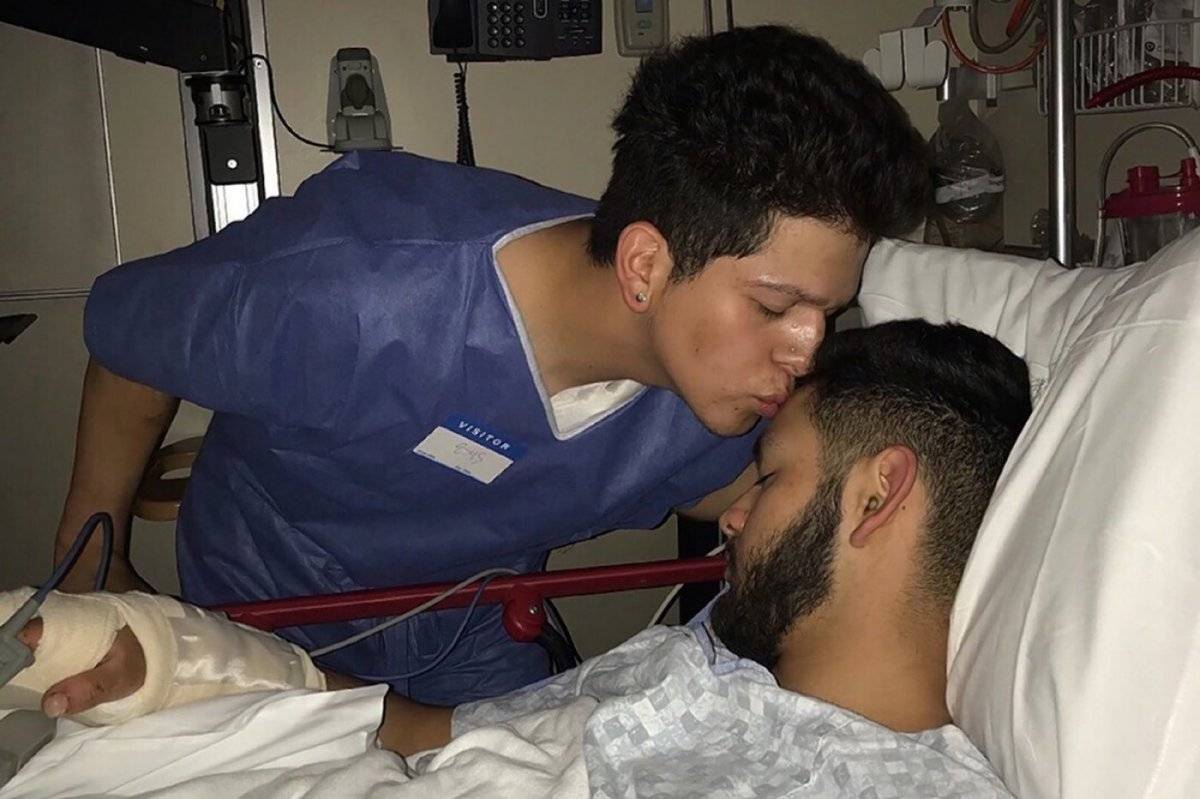 Pareja gay ataque