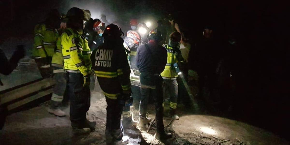 Al menos seis muertos deja erupción del volcán de Fuego en Guatemala