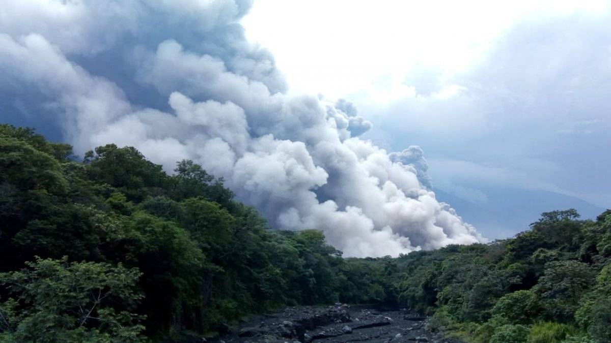 Erupción del volcán de Fuego