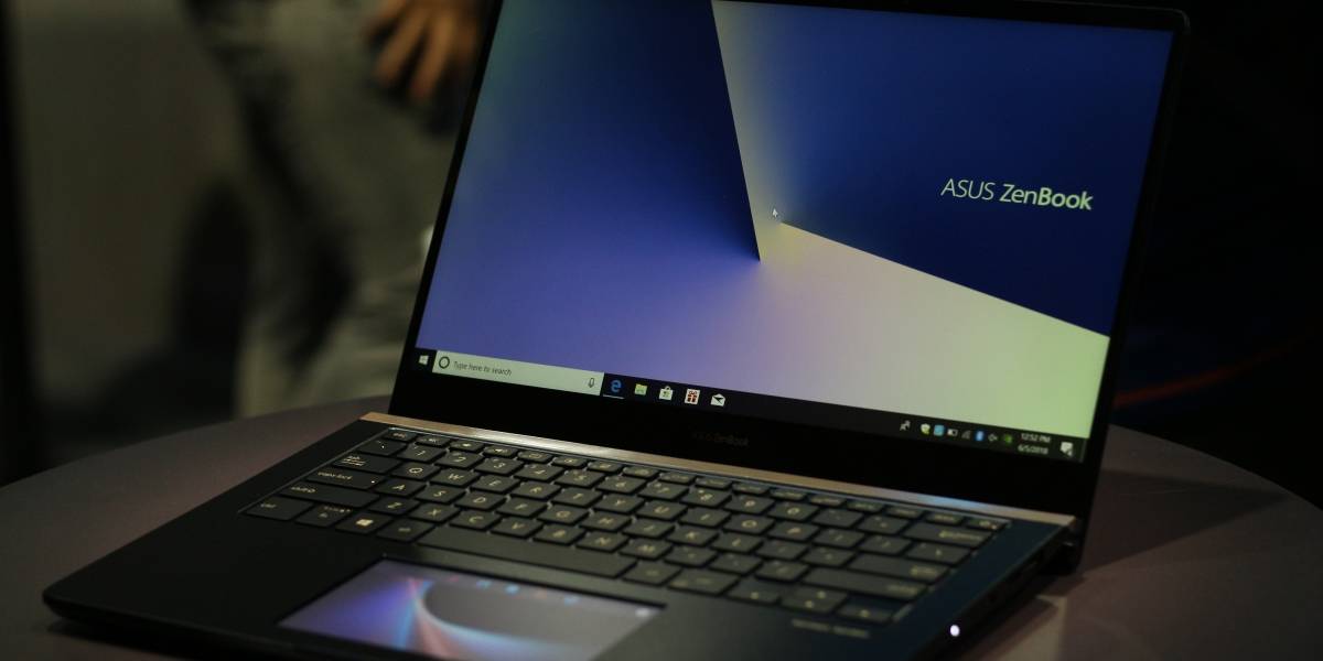 Los nuevos ZenBook Pro entran en escena con una pantalla en el trackpad #Computex2018