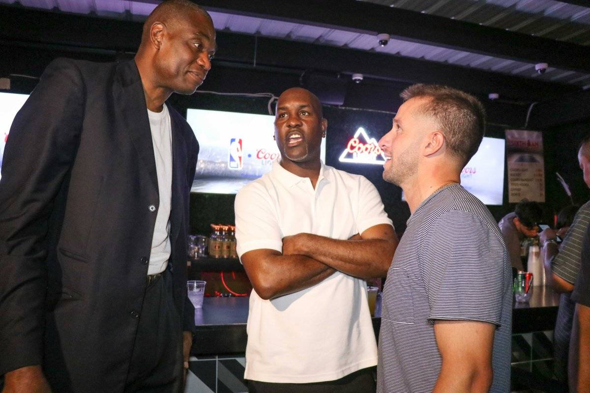 JJ Barea, Dikembe Mutombo y Gary Payton