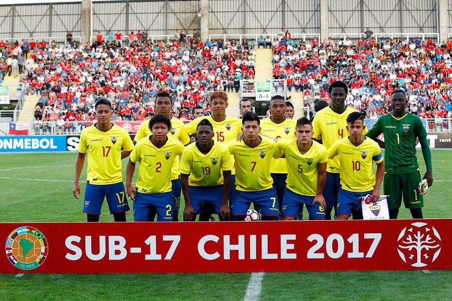 Santiago Micolta (camiseta 19) jugó 9 encuentros y anotó 2 goles en el Sudamericano Sub 17 de Chile del año pasado / Foto: Agencia UNO