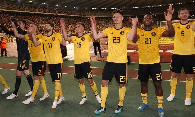 Los jugadores belgas se despidieron de su afición antes de partir a Rusia