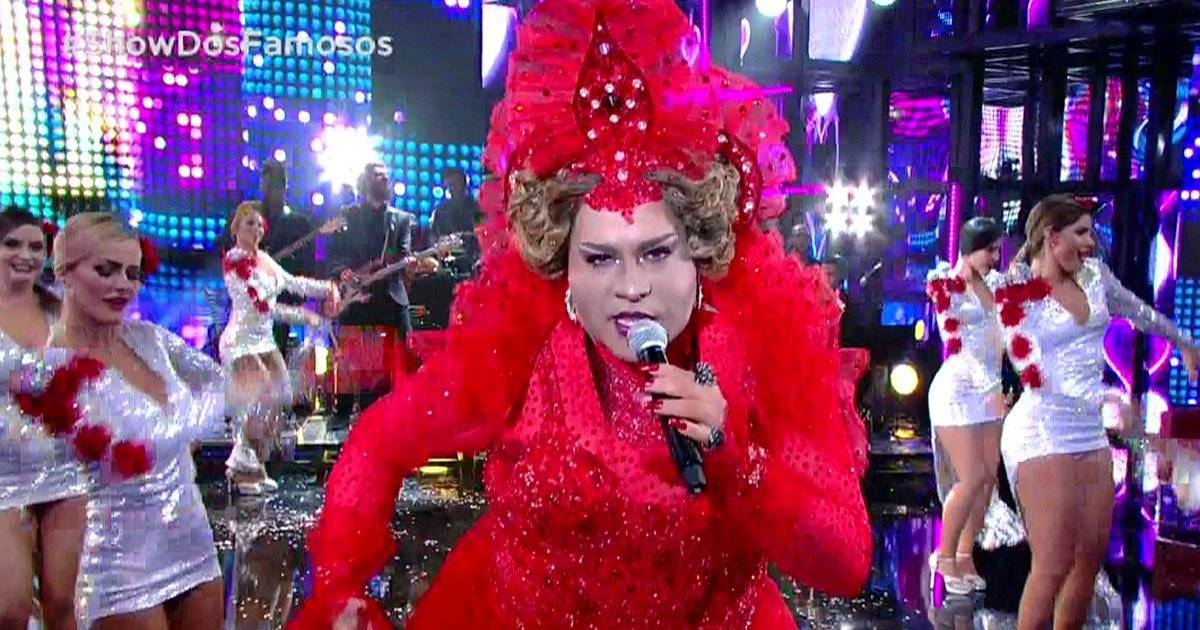 Tiago Abravanel vestido de Gaby Amarantos