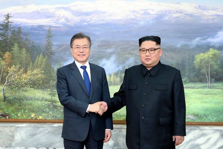 Moon Jae-in y Kim Jong-un