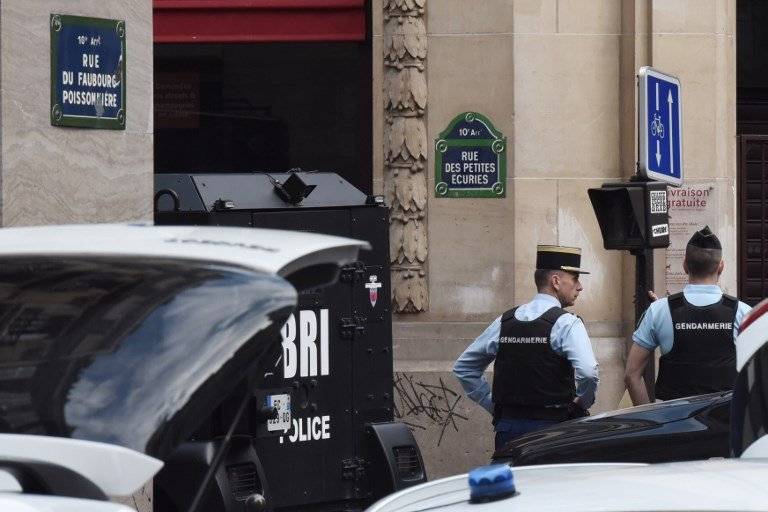 Toma de rehenes en París