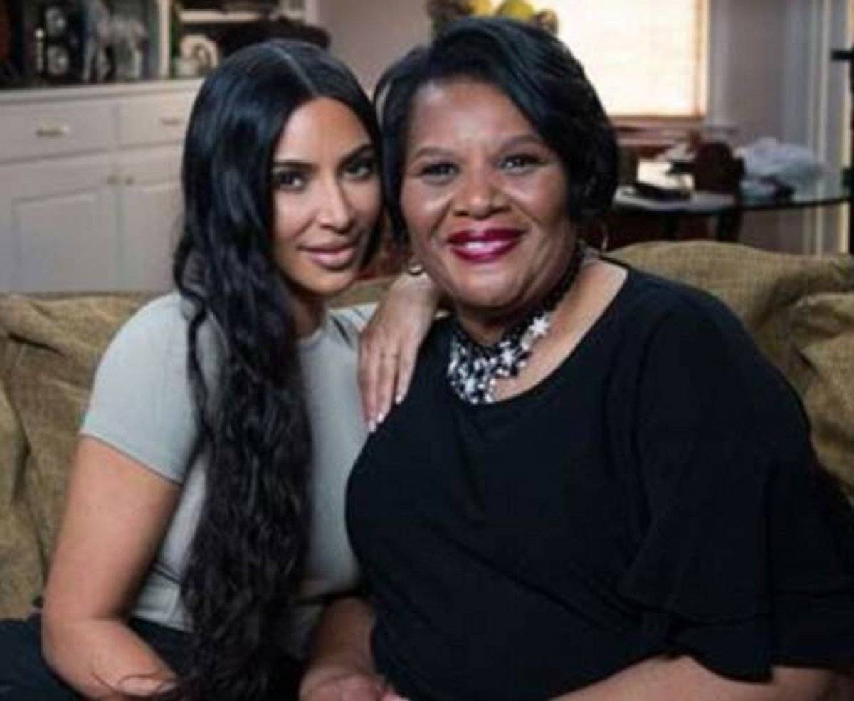 Kim Kardashian Alice Snap
