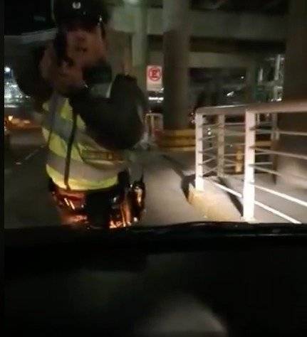 Conductor de Uber se resistió a ser controlado y fue herido a bala
