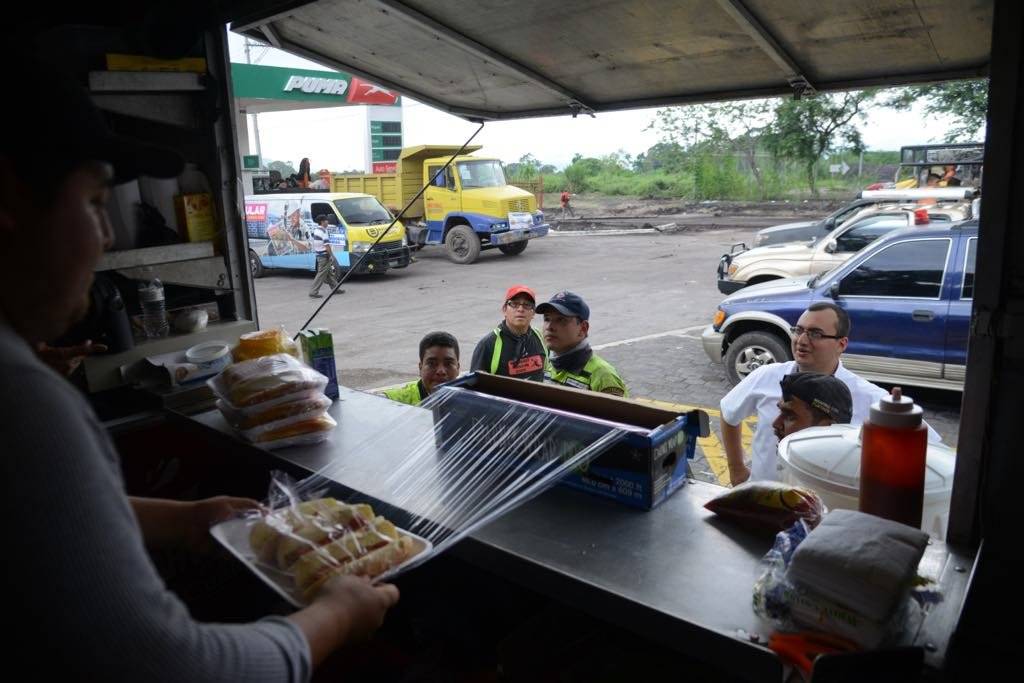 chef holandés Javi apoya por erupción del volcán de Fuego