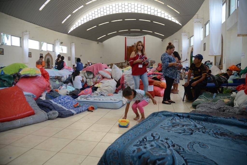 personas albergadas tras erupción del volcán de Fuego