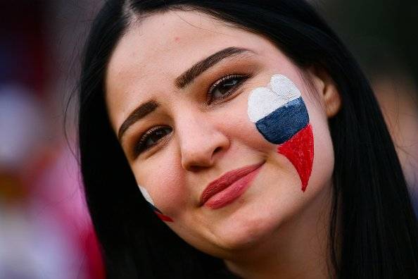 "las mujeres rusas son las mejores del mundo" y llaman a que tengan sexo con extranjeros durante Mundial