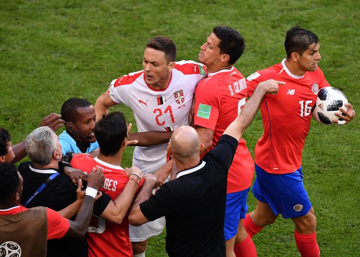 Matic se metió en problemas con los ticos