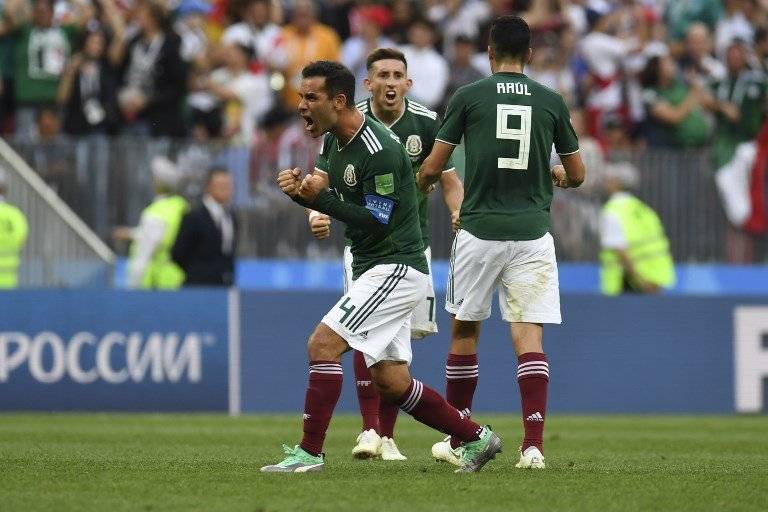 Rafa Márquez celebra con todo