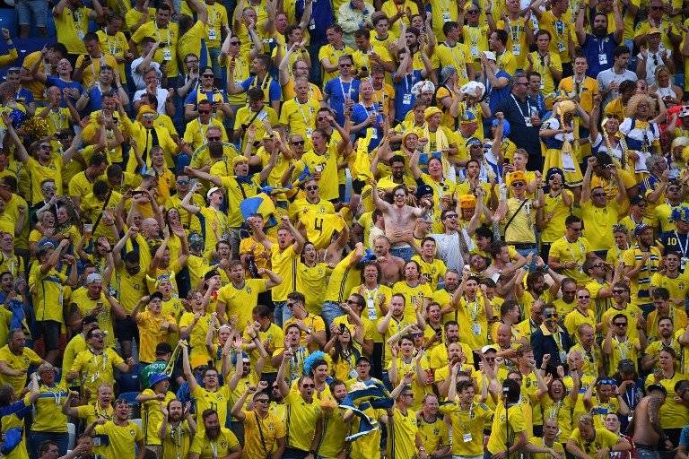 La afición sueca celebró el triunfo de su selección