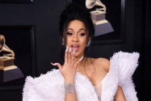 https://www.publinews.gt/gt/espectaculos/2018/06/18/cardi-b-foto-desnuda-embarazo-revista-rolling-stone.html