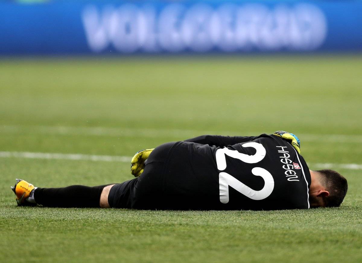 El arquero de Túnez tuvo buenas, pero la mala fue peor / imagen: Getty Images
