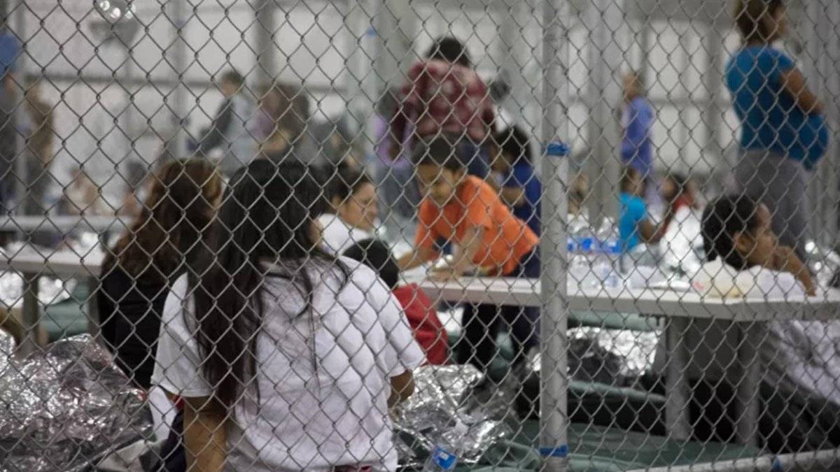 Wikipedia actualiza su lista de campos de concentración con los centros de detención de Trump