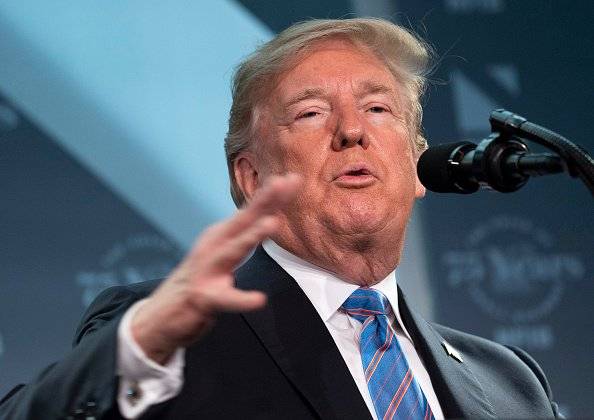 Donald Trump anuncia cambios en programa de visas para profesionales