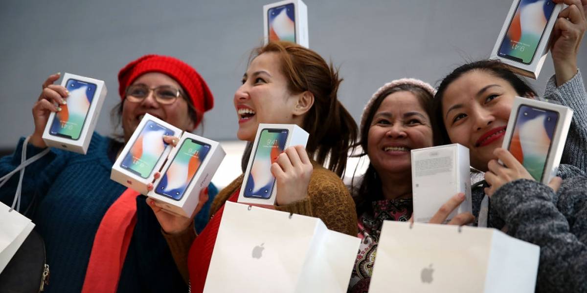 Telcel y AT&T crecen en México, pero no precisamente gracias a sus planes