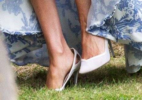 Le quedaron grandes los zapatos a Meghan