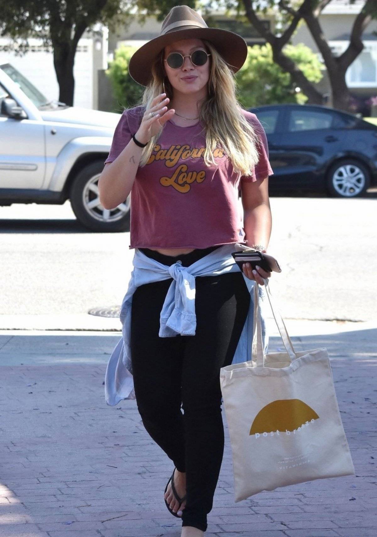 Hilary Duff Look