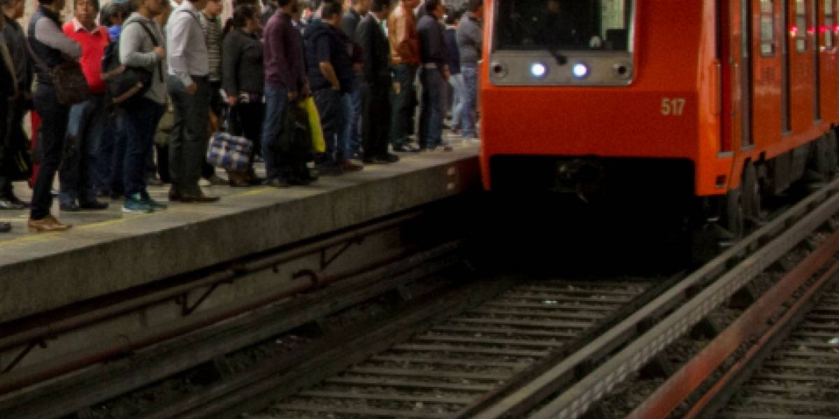 En México nada es gratis: Usan WiFi del Metro para robar cuentas bancarias